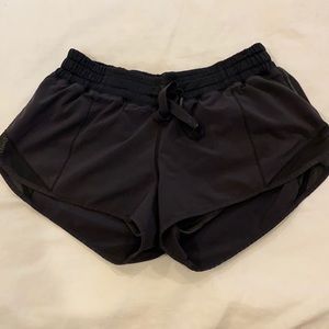 Lulu Lemon Size 4 black shorts